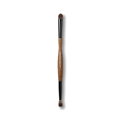 Victoria Beckham 21. Buff & Smudge Brush