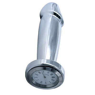 Plug anal em metal inox detalhe de glande com relógio na base