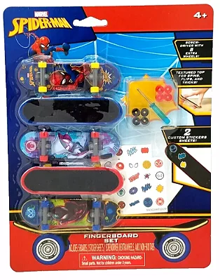 FINGERBOARD SET/SKATE DE DEDINHOS - HOMEM ARANHA - MARVEL