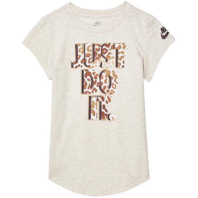 CAMISETA MANGA CURTA NIKE - ANIMAL PRINT - MENINA