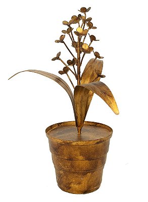Vaso de metal com flor ouro velho
