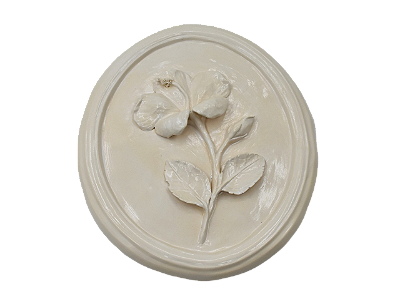 Quadro oval off white com aplicação hibisco (esquerda)