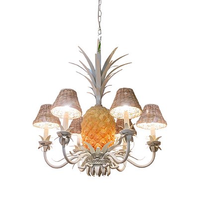 Lustre abacaxi no centro com 6 braços