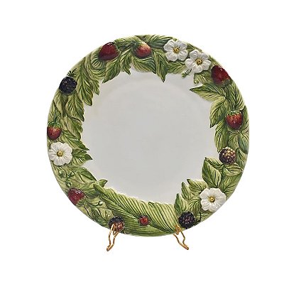 Prato raso borda folhas e morangos