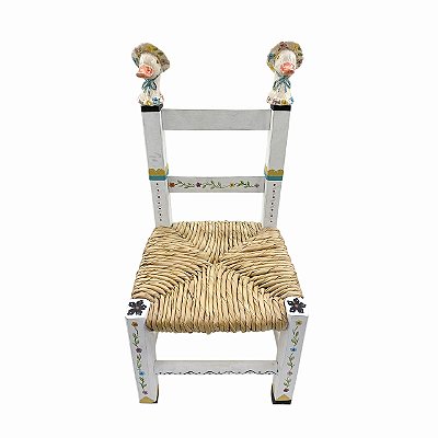 Cadeira infantil de madeira pintada, assento de taboa e pato