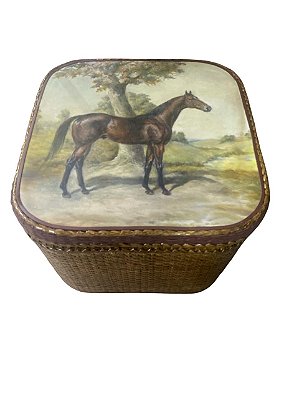 Baú rattan cavalo pintado à mão