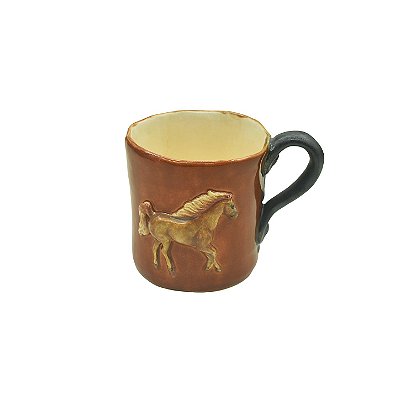 Caneca marrom com aplique de cavalo