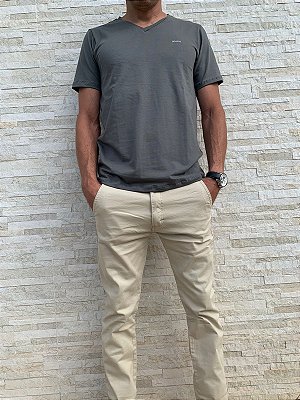 Algodão Egípcio - Gola V - Cinza