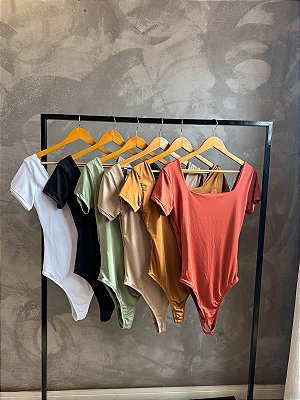 Body com manga decote quadrado