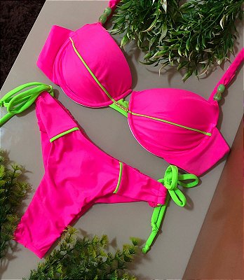 Biquíni Retrô Meia Taça Rosa Neon Com Detalhes Verde Neon