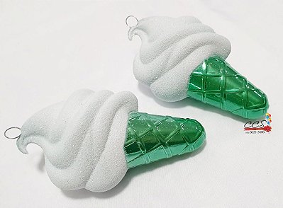 Enfeite de Pendurar Sorvete Verde e Branco Jogo com 2 Unidades - Coleção Bakery - Ref 1442731 Cromus