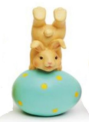 Coelho de Resina De Ponta Cabeça no Ovo Verde 13x9x7xm - Coleção Color Baby - Ref 1014715VD Páscoa Cromus