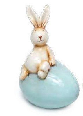 Coelho de Cerâmica Sentado Encima do Ovo de Páscoa Azul 13x9x7cm - Coleção Coconut - Ref 1014665 Páscoa Cromus