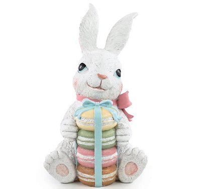 Coelho Branco de Resina Sentado com Pilha de Macarrons 27x16x15cm - Coleção Pastries - Ref 1050391 Cromus