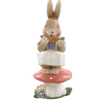 Coelha de Resina Sentada no Cogumelo Comendo Cenoura 17x6.5cm - Ref 1070993 Cromus