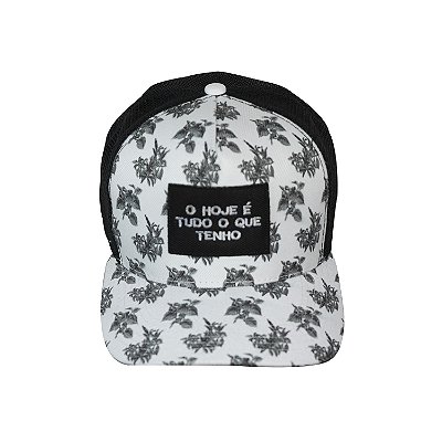 Boné Floral P&B