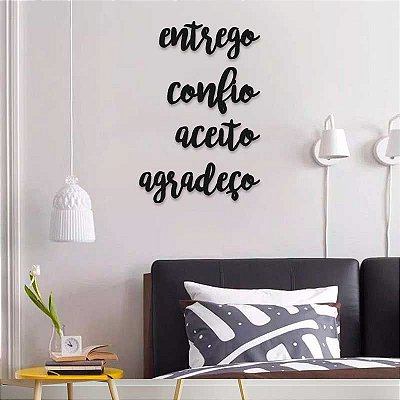 Frase - Entrego Confio Aceito e Agradeço