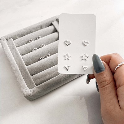 Brinco trio coração, estrela e triangulo vazados