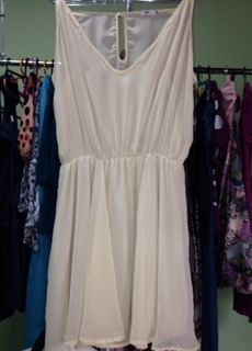 Vestido Pool cor Nude Tam P