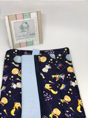 Capa de caderno com estojo