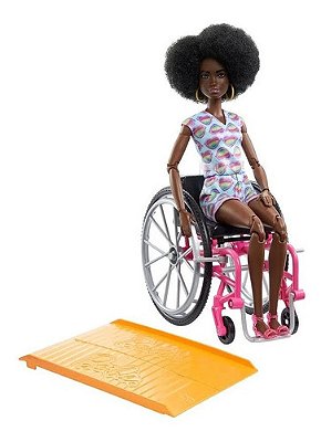 Boneca Barbie Negra Fashionista Cadeira De Rodas De Luxo