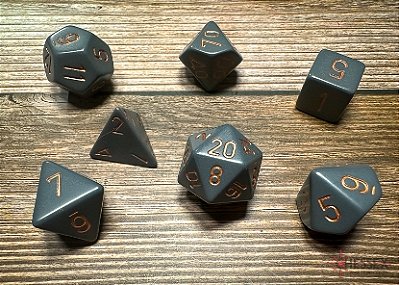 Kit de Dados - Opaque Dark Grey/copper Polyhedral 7-Die Set - Importado