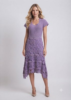 Vestido de Crochê Lilás Barra Assimétrica Flores