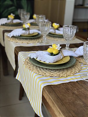 Trilho de Mesa Listrado Branco e Amarelo – 100% Algodão Tricoline | 1,5m x 0,45m