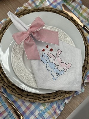 Guardanapo Bordado Coelhos Pascoa em Linho Misto – 43x43 cm (Unidade)