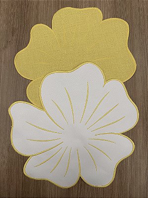 Sousplat Bordado Dupla Face Flor Amarelo 38cm