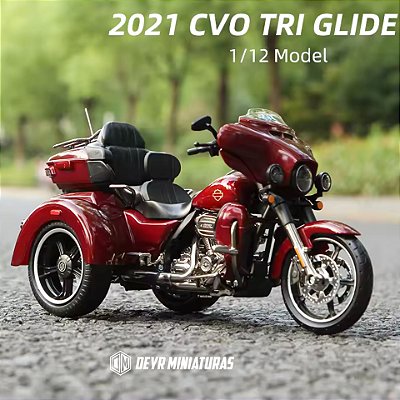 Miniatura Harley Davidson CVO Tri Glide 2021 Vermelho Maisto 1:12