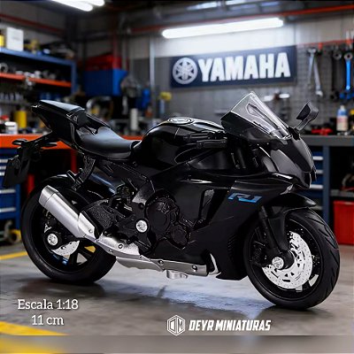 Miniatura Yamaha YZF-R1 Preto 2022 Escala 1:18