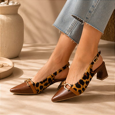 Slingback em Couro Giovanna Onça