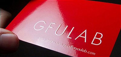 Cartões De Visita Couchê 300g Verniz Uv Total Frente 4X0 - 1000unid.