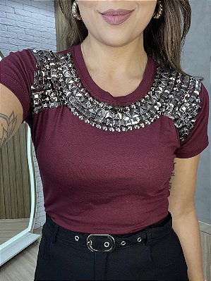 Tshirt Feminina Decote Redondo Vinho Nadia