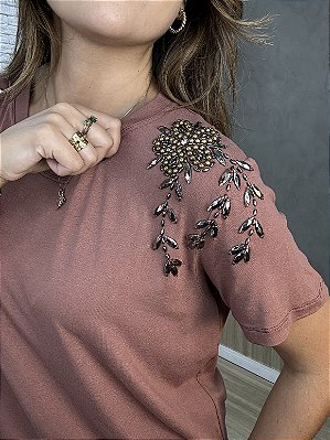Vestido Decote Redondo Adega Flor
