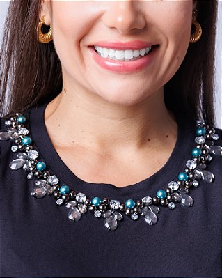 Tshirt Feminina Decote Redondo Preta Diana pérola azul