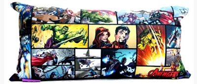 Almofada Avengers HQ - Veludo e Fibra - 20 x 40 cm - Zona Criativa