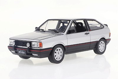 Gol GTS - Volkswagen - 1988 - Prata - 1/24 - California Classics