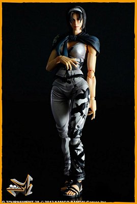 Jun Kazama Action Figure Tekken - Play Arts Kai