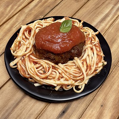 Polpetone recheado e fettuccine ao pomodoro 380g