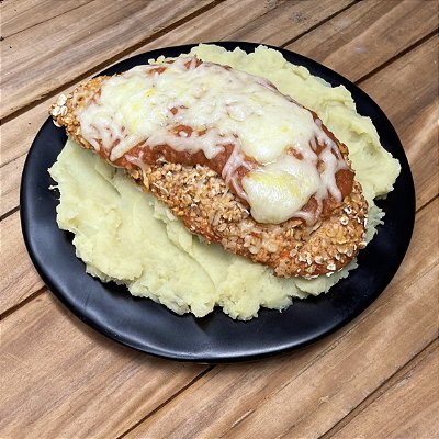 Parmegiana de frango fit e purê de batata doce 380g