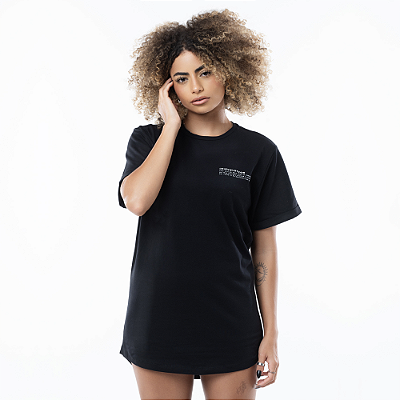 Camiseta (R)evolution Longline - Becker