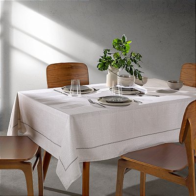 Toalha de Mesa Quadrada Renova 4 Lugares - Iara - Döhler Clean