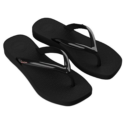 Chinelo Feminino Plataforma Pluma - Preto - Ipanema