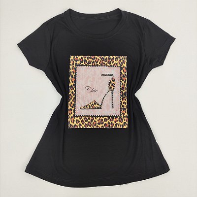 Camiseta Feminina T-Shirt Luxo Preta com Acessórios Estampa Scarpin Onça
