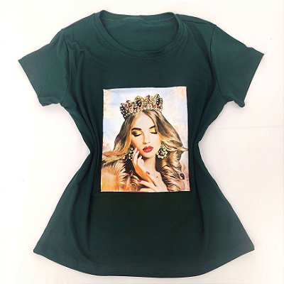 Camiseta Feminina T-Shirt Luxo Verde Militar com Acessórios Estampa Princesa
