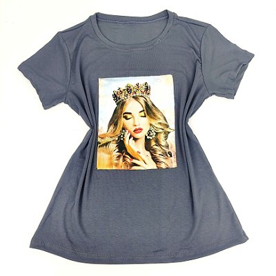 Camiseta Feminina T-Shirt Luxo Cinza Escuro com Acessórios Estampa Princesa