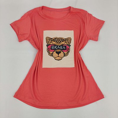 Camiseta Feminina T-Shirt Coral com Acessórios Estampa Onça Braba
