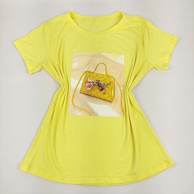 Camiseta Feminina T-Shirt Amarelo Bebê com Acessórios Estampa Bolsa Amarela